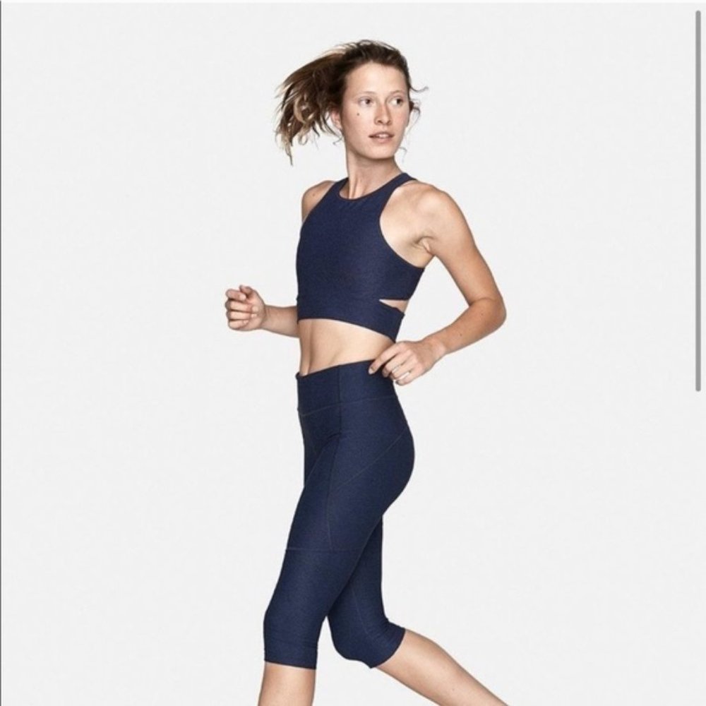 Outdoor Voices Slashback Crop - Navy